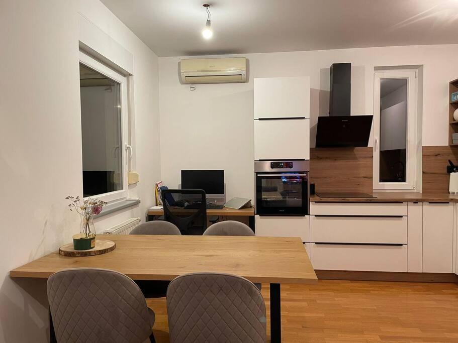 Apartamento Mely Rose Liubliana Exterior foto